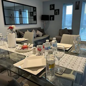  Apartment Abba Views United Kingdom