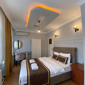 Ramo's Aparatments & Istanbul